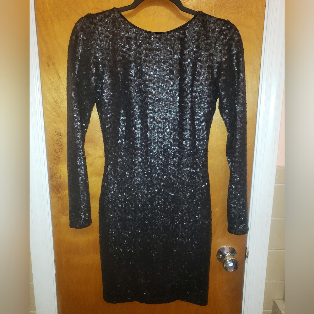 NWOT Dress the Population Lola sequin cocktail dress